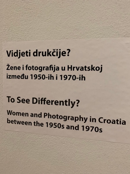 OTVORENA IZLOŽBA FOTOGRAFIJA „VIDJETI DRUKČIJE“